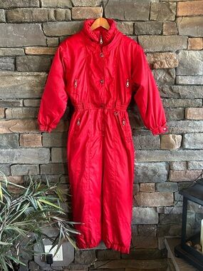 Couloir Vintage 80s/90s Retro Sportswear Cherry Red One Piece Ski Suit Womens 12